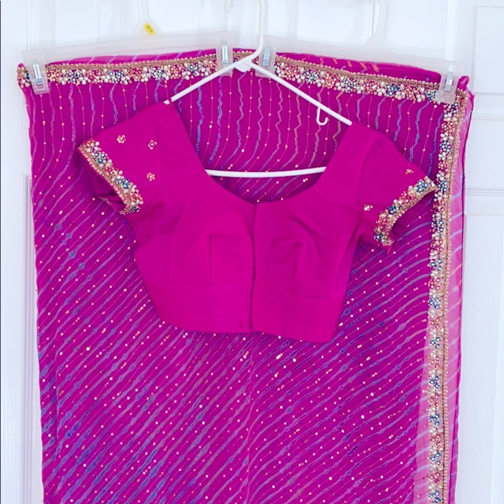 Gorgeous laheriya sari in georgette 👌👌 with matching blouse👌